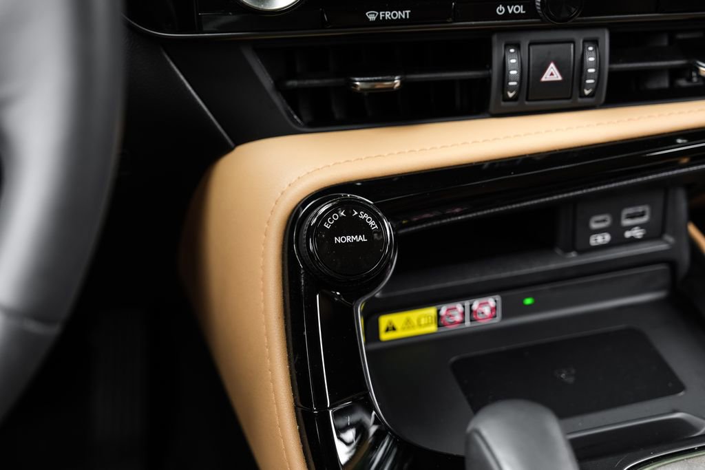 Used 2024 Lexus NX 350 AWD image 39