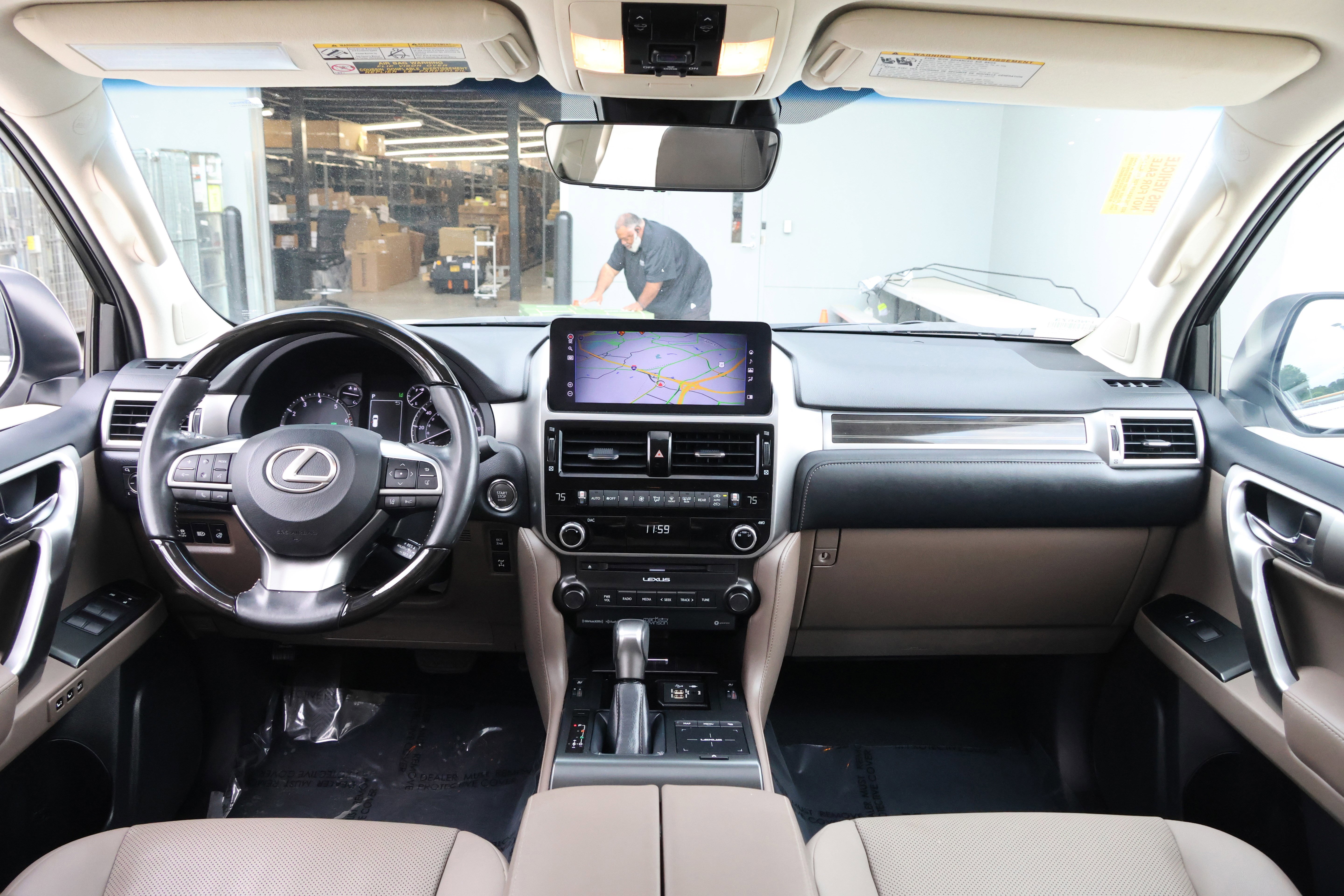 Used 2023 Lexus GX 460 Premium AWD/4WD image 17
