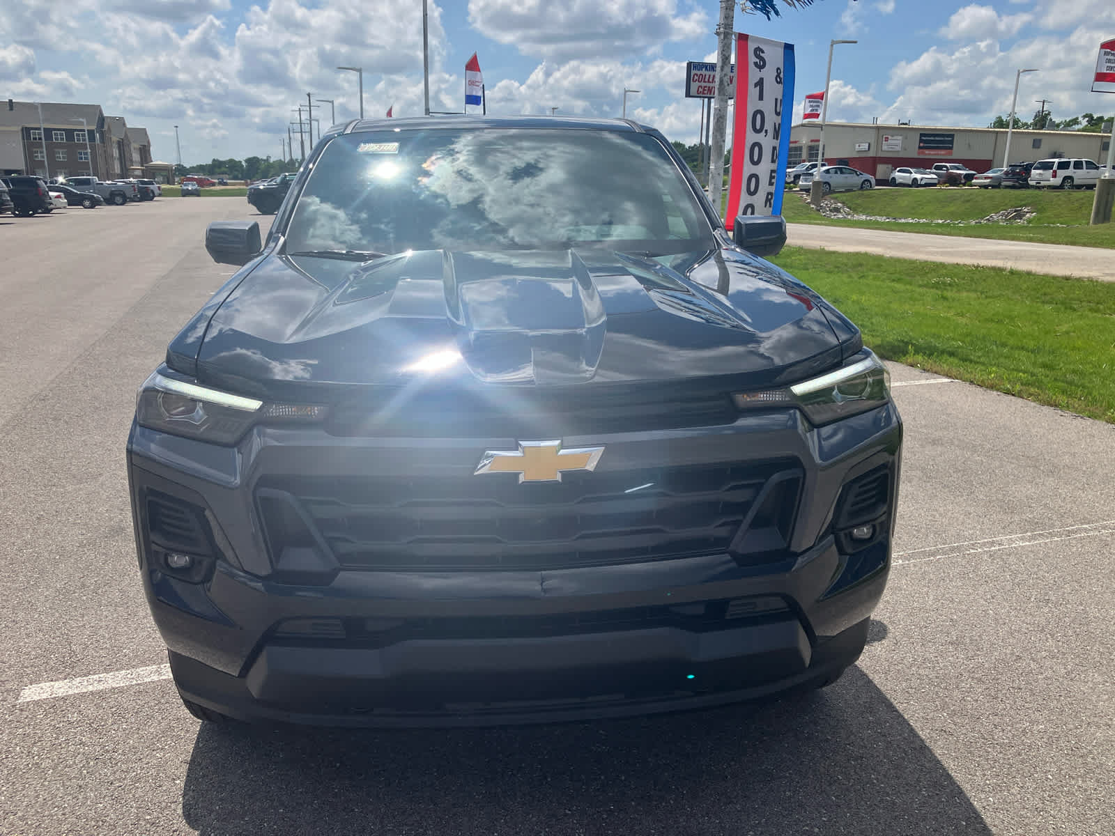 New 2026 Chevrolet Colorado LT w/ LT Convenience Package AWD/4WD image 2