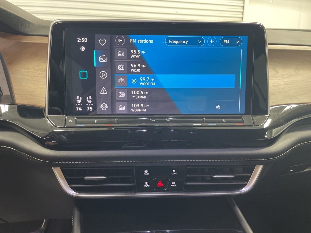 Used 2024 Volkswagen Atlas SE FWD image 21