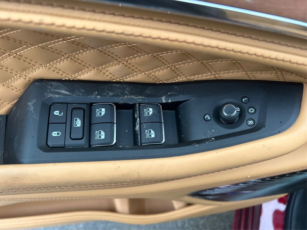 New 2025 Jeep Grand Cherokee Summit image 39