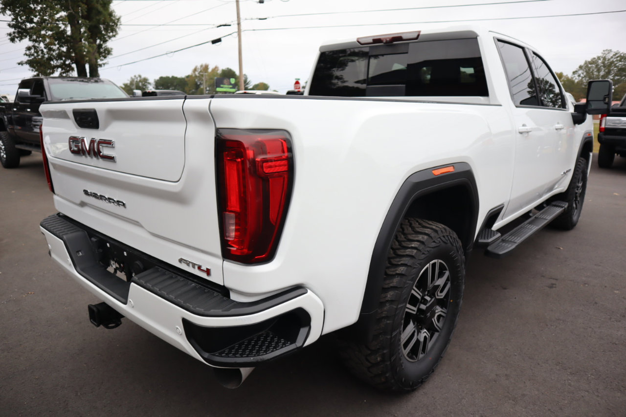 Used 2020 GMC Sierra 2500 AT4 w/ AT4 Premium Package image 5