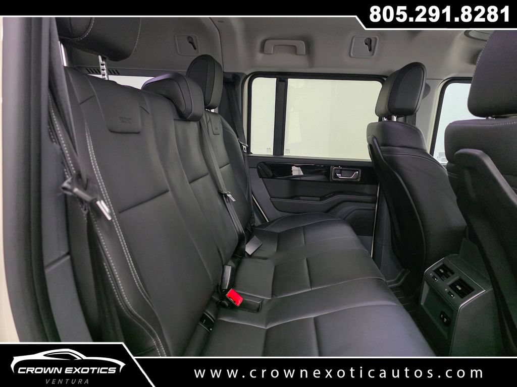 Used 2024 INEOS Grenadier Station Wagon AWD/4WD image 15