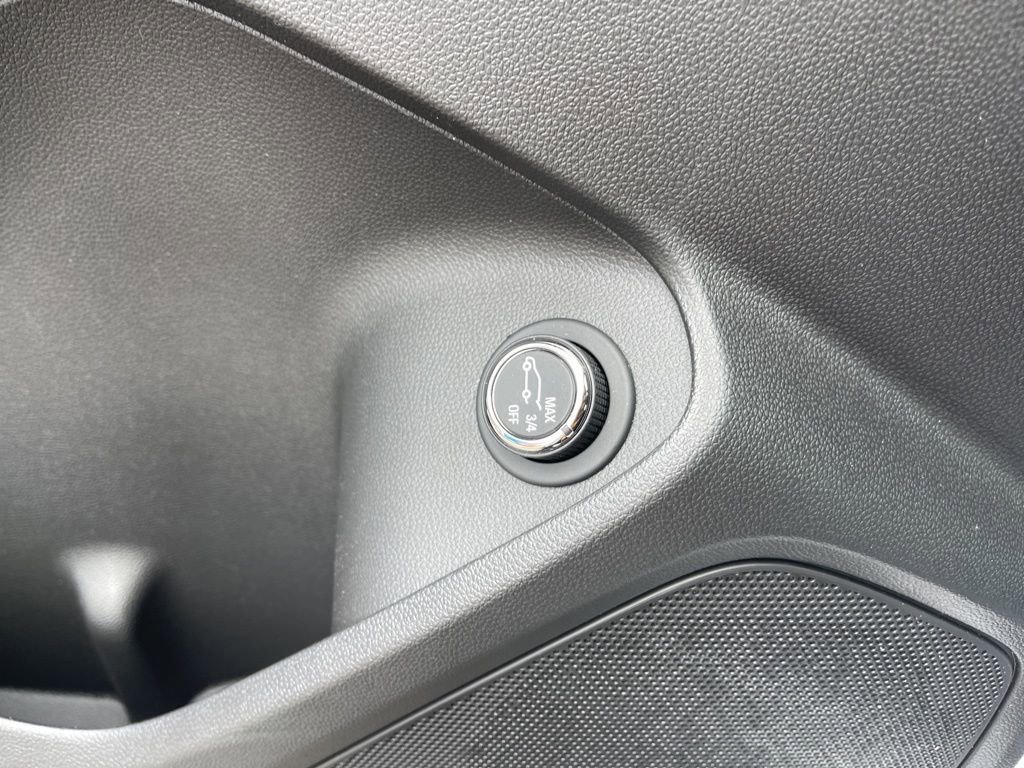 Certified 2026 Chevrolet TrailBlazer RS w/ Convenience Package image 32