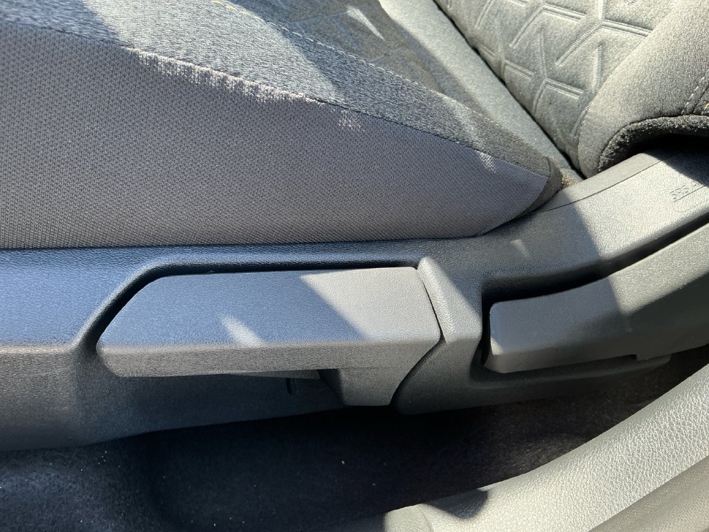 New 2027 Nissan Kicks SV AWD/4WD image 25