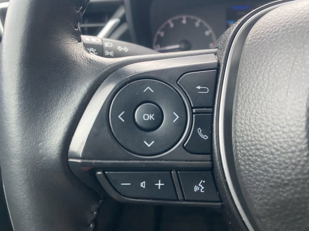 Used 2024 Toyota Corolla Cross LE image 22