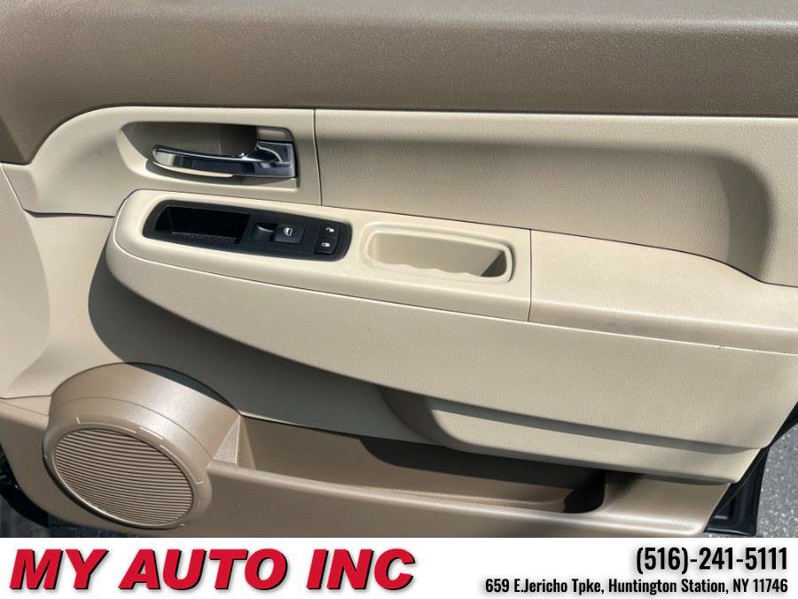 Used 2012 Jeep Liberty Sport image 27