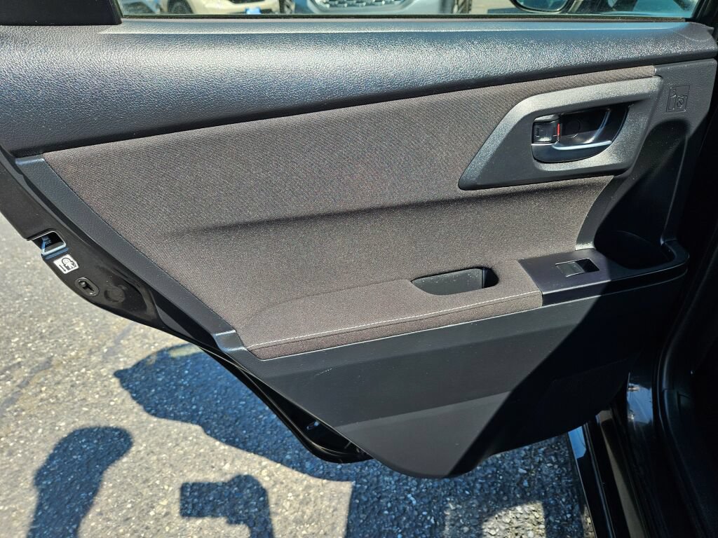 Used 2018 Toyota Corolla iM FWD image 12