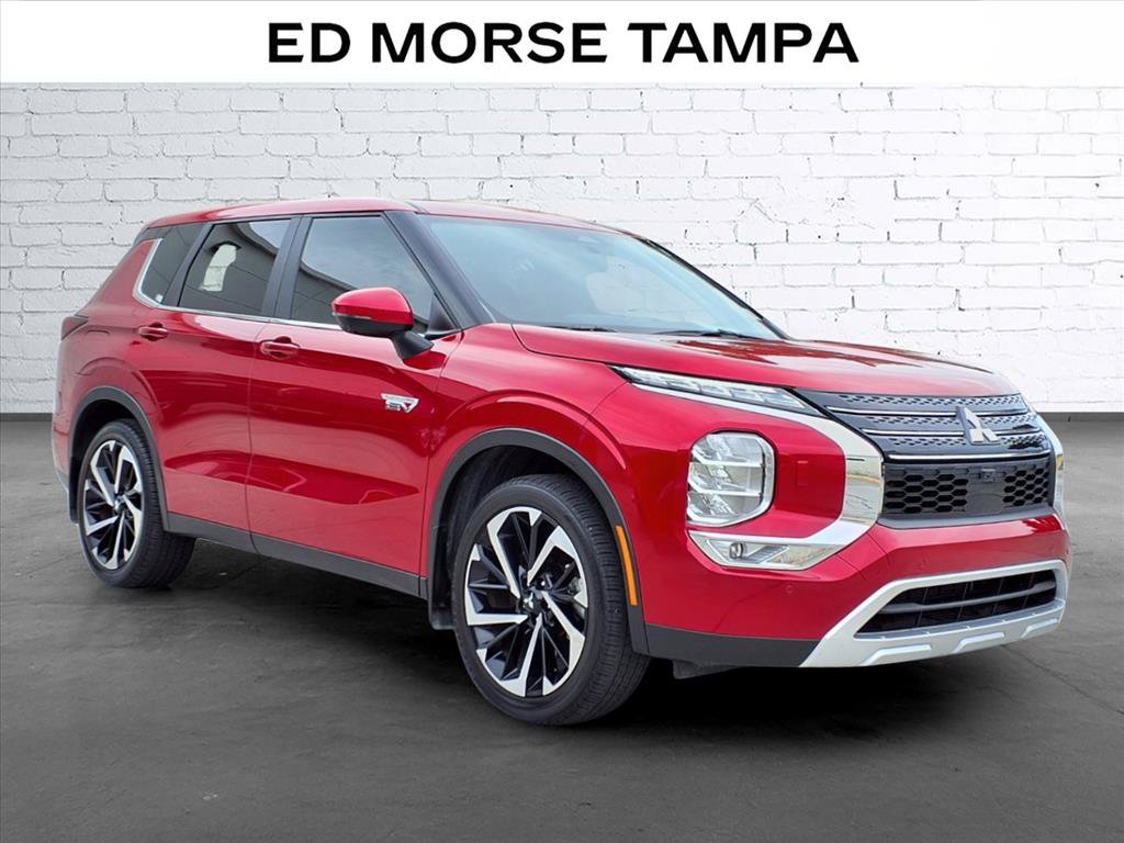 Used 2025 Mitsubishi Outlander 4WD Plug-In Hybrid image 5