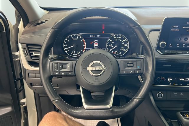 Used 2023 Nissan Rogue SV w/ SV Premium B Package AWD/4WD image 16