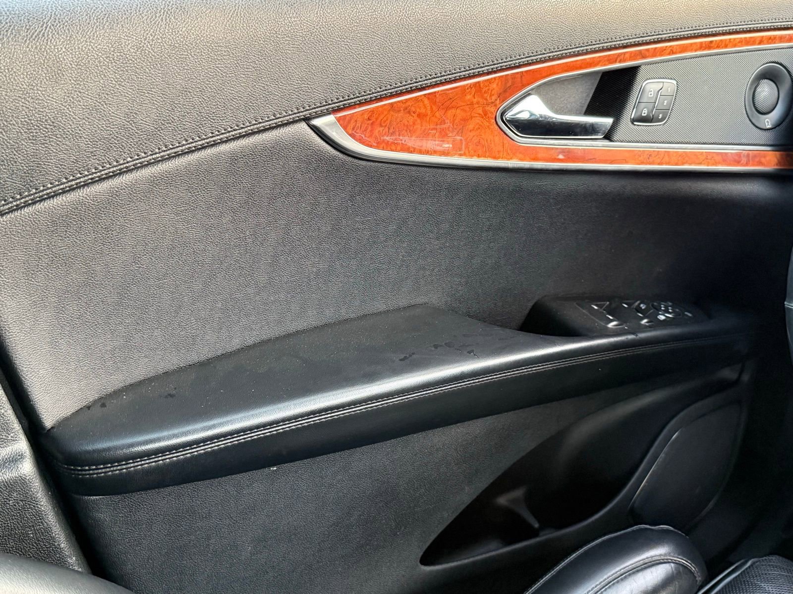 Used 2020 Lincoln Nautilus Reserve w/ Equipment Group 201A image 33