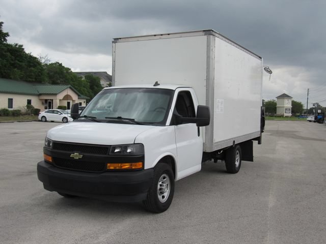 Used 2021 Chevrolet Express 3500 w/ Power Convenience Package RWD image 9