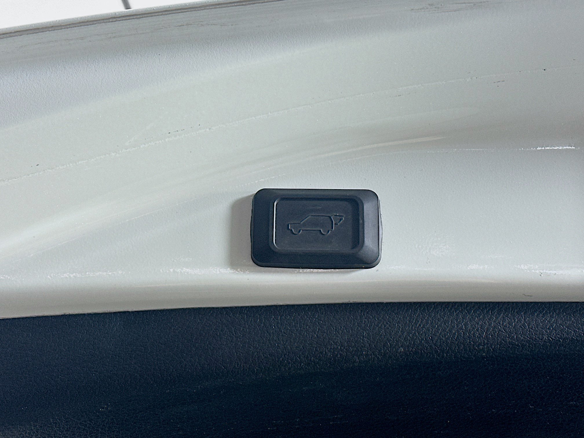 Used 2013 Toyota RAV4 Limited AWD/4WD image 29