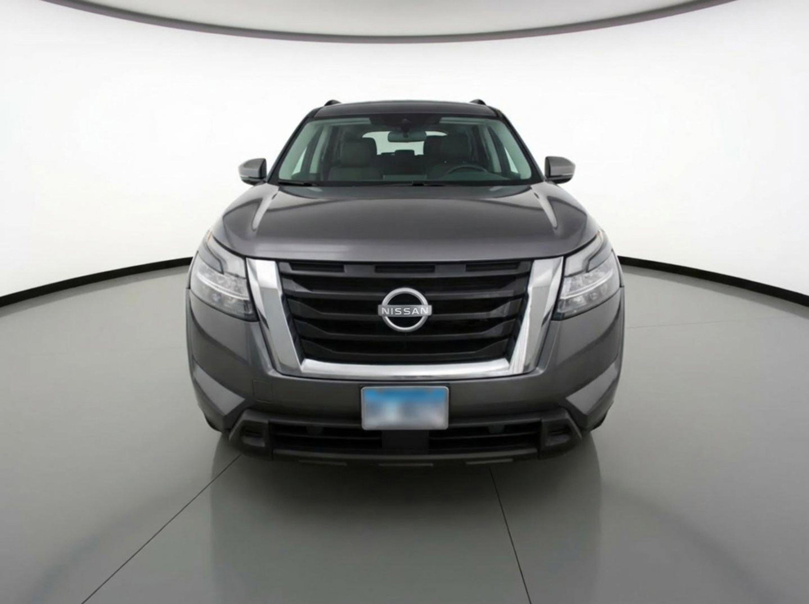 Used 2025 Nissan Pathfinder SV image 1