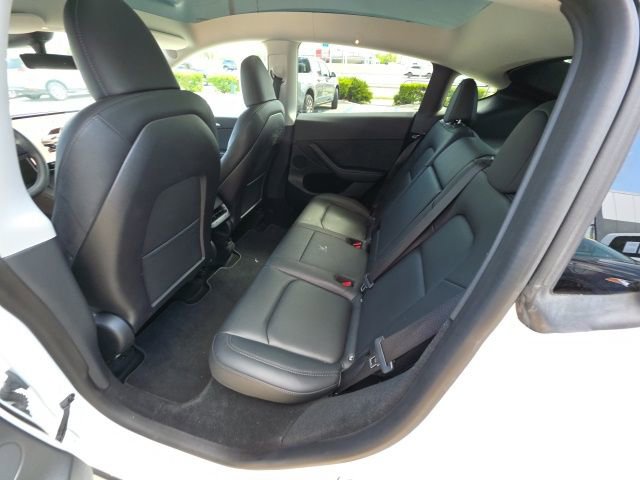 Used 2023 Tesla Model Y Long Range image 22
