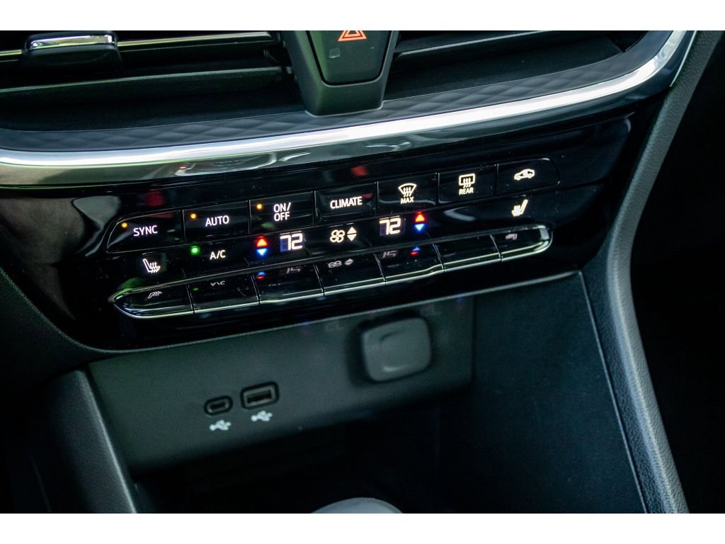 New 2026 Buick Encore GX Avenir w/ Avenir Technology Package image 34