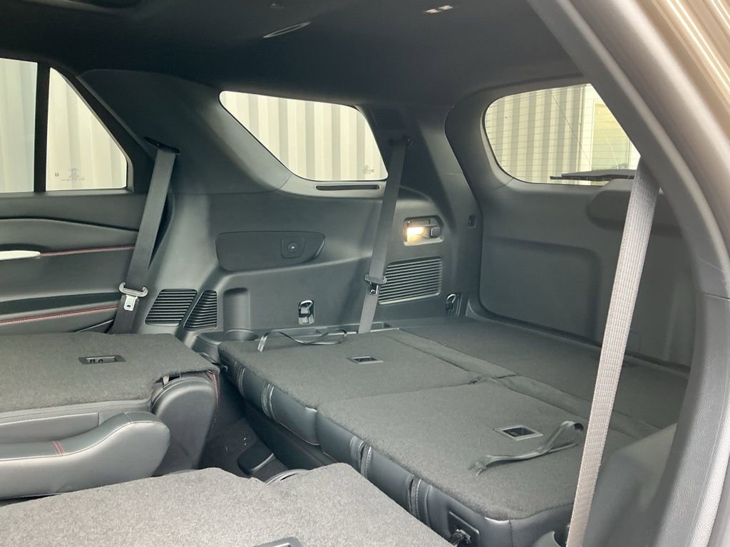 New 2026 Ford Explorer ST-Line w/ ST-Line Street Pack image 21
