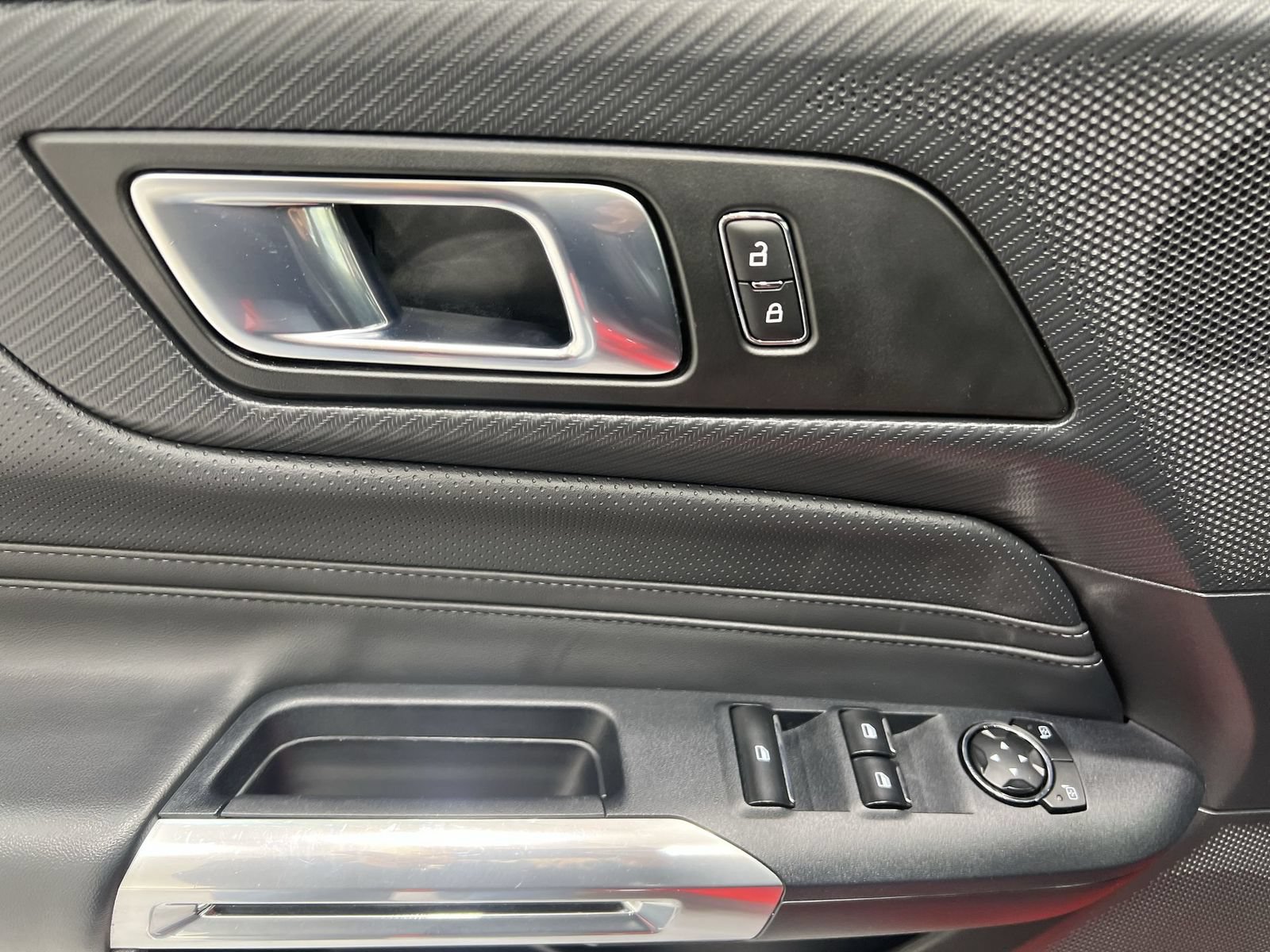 Used 2024 Ford Mustang Premium RWD image 13