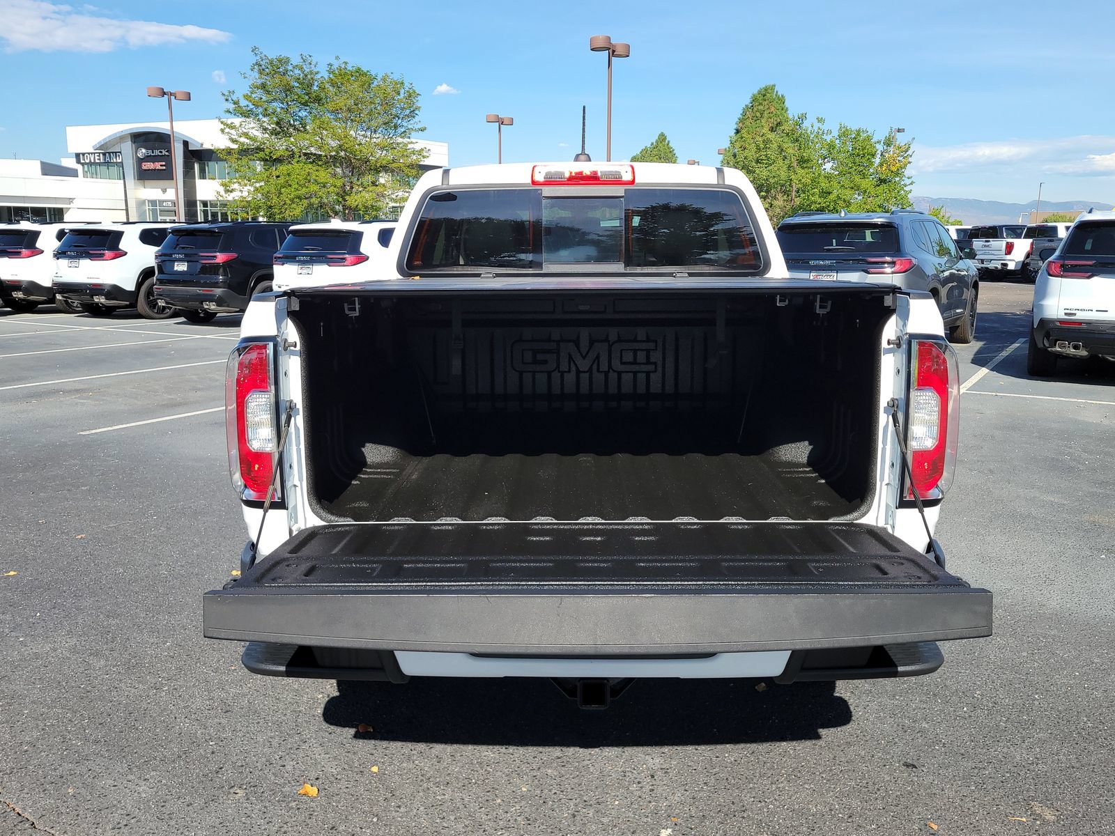 Certified 2022 GMC Canyon AT4 w/ Trailering Package AWD/4WD image 13