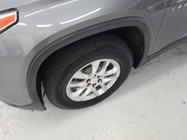 Used 2020 Chevrolet Traverse LS FWD image 9