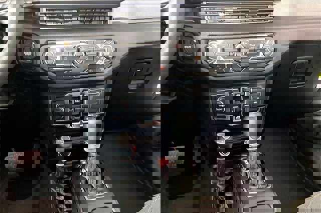 New 2026 Jeep Gladiator Sport image 7