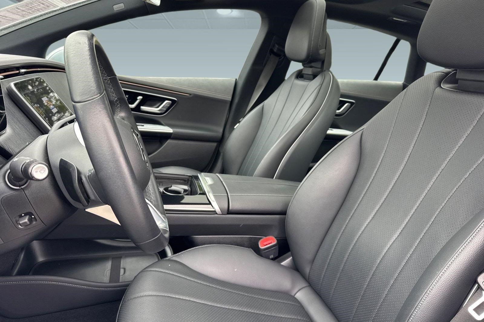 Used 2023 Mercedes-Benz EQE 350+ 4MATIC Sedan image 5