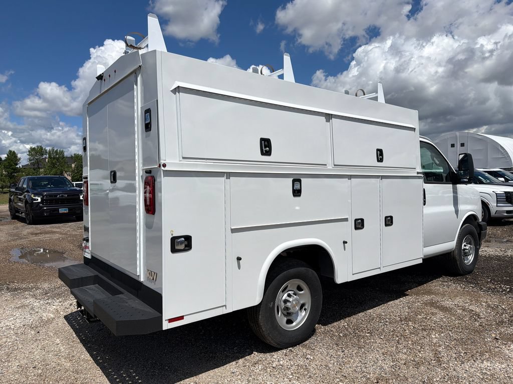 New 2025 Chevrolet Express 3500 w/ Power Convenience Package RWD image 6