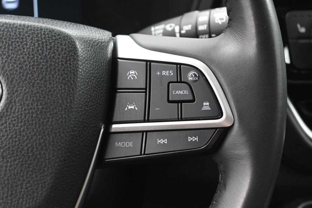 Certified 2024 Toyota Grand Highlander AWD image 17
