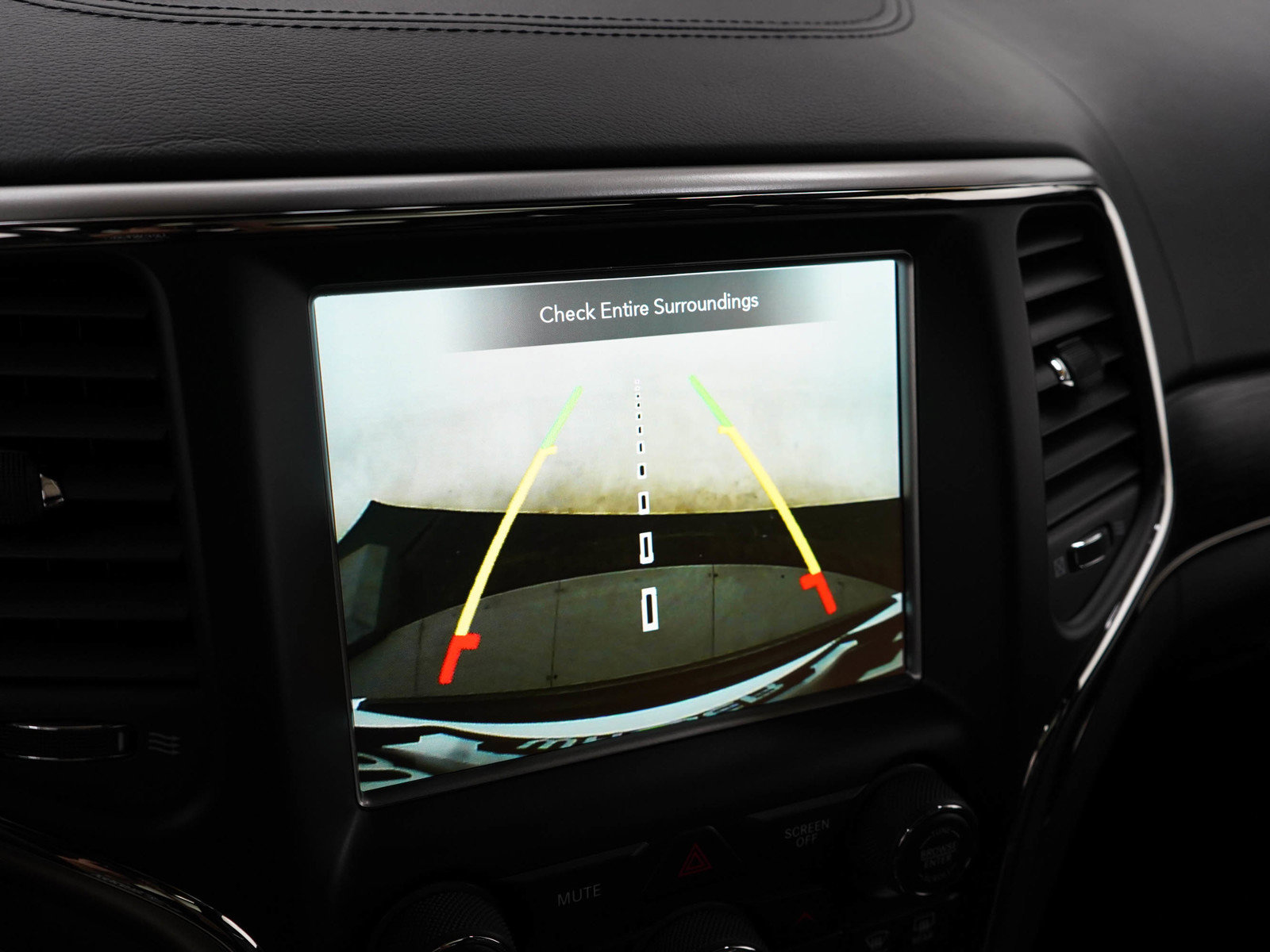 Used 2018 Jeep Grand Cherokee High Altitude AWD/4WD image 23