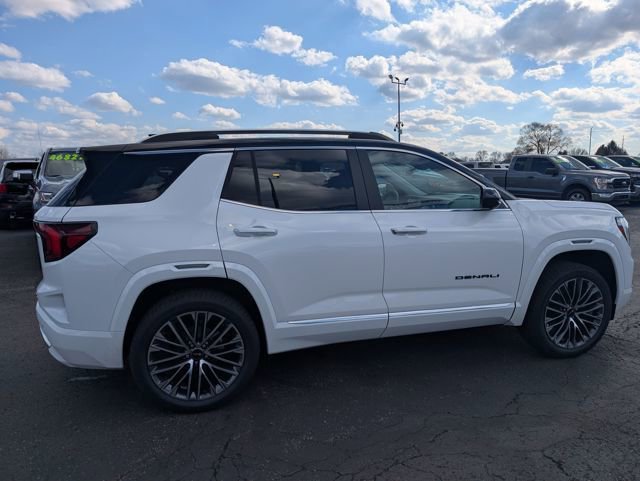 New 2026 GMC Terrain Denali w/ LPO, Black Badging Package image 8