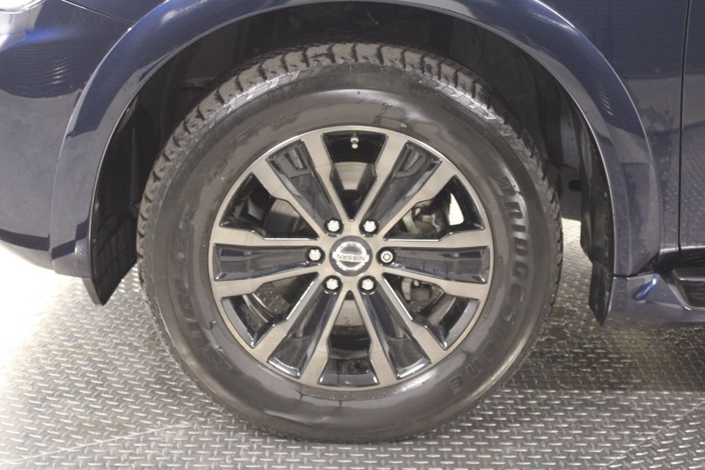 Used 2020 Nissan Armada Platinum w/ Captain's Chairs Package AWD/4WD image 20