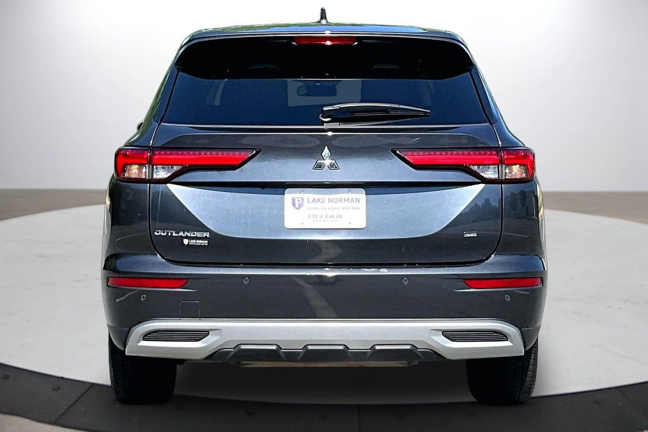 Used 2024 Mitsubishi Outlander SE FWD image 8