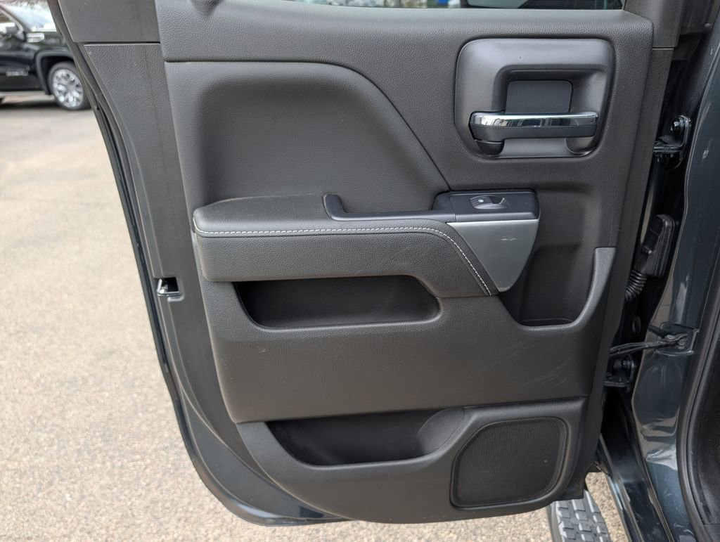 Used 2018 Chevrolet Silverado 1500 LT w/ All Star Edition AWD/4WD image 26