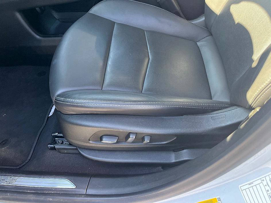 Certified 2025 Cadillac XT5 Premium Luxury image 17