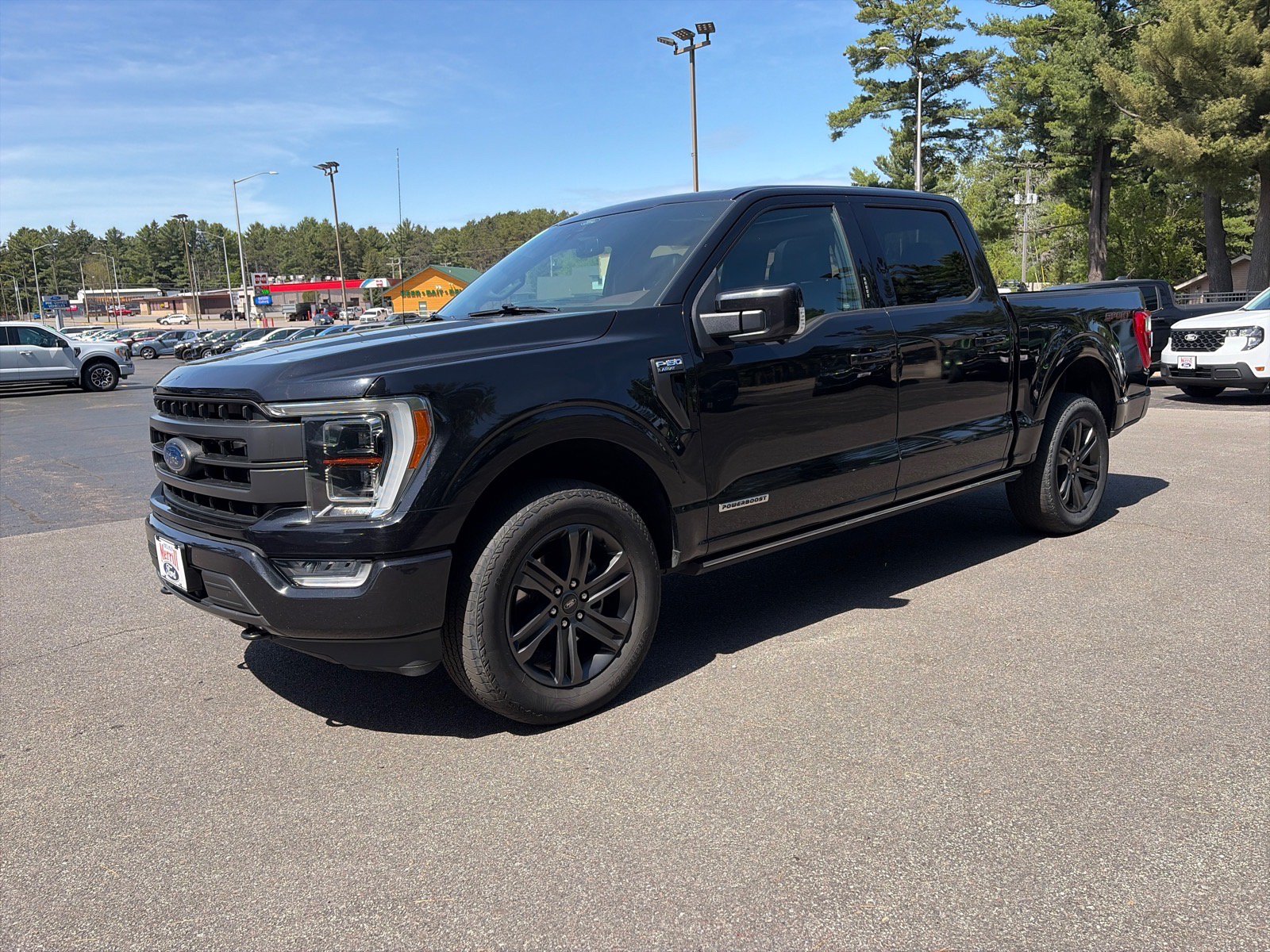 Used 2021 Ford F150 Lariat w/ Equipment Group 502A High AWD/4WD image 3