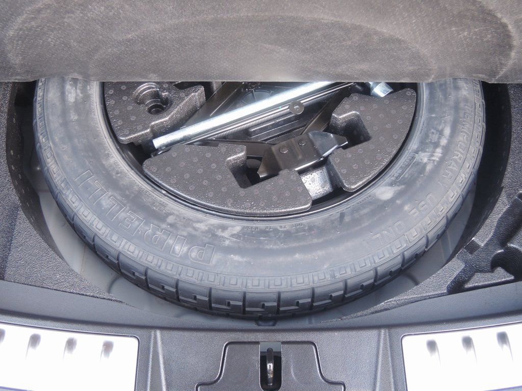 Used 2022 Land Rover Range Rover Evoque R-Dynamic S image 30