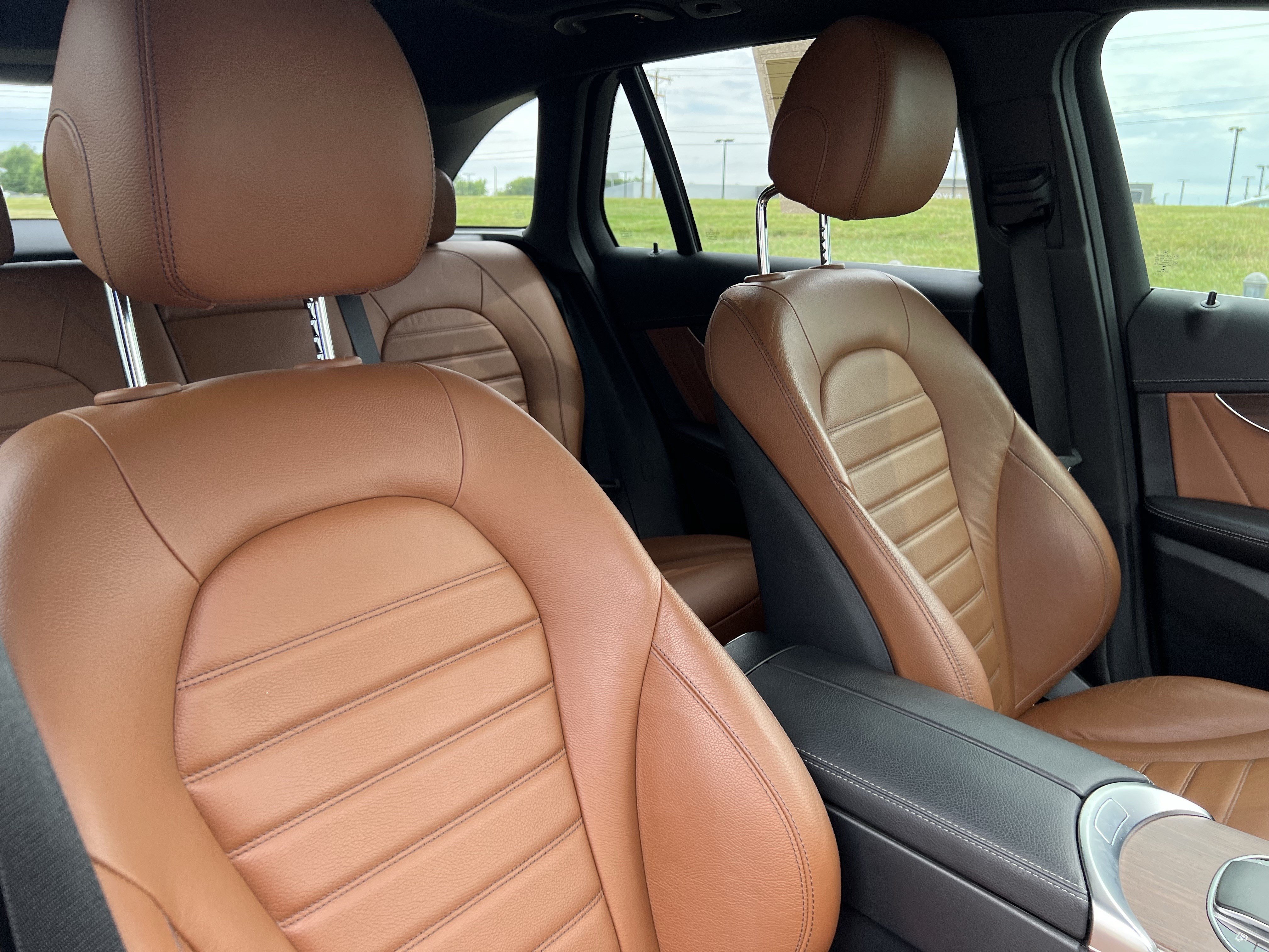 Certified 2020 Mercedes-Benz GLC 43 AMG 4MATIC image 35
