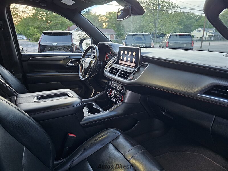 Used 2021 Chevrolet Tahoe RST w/ Luxury Package RWD image 27