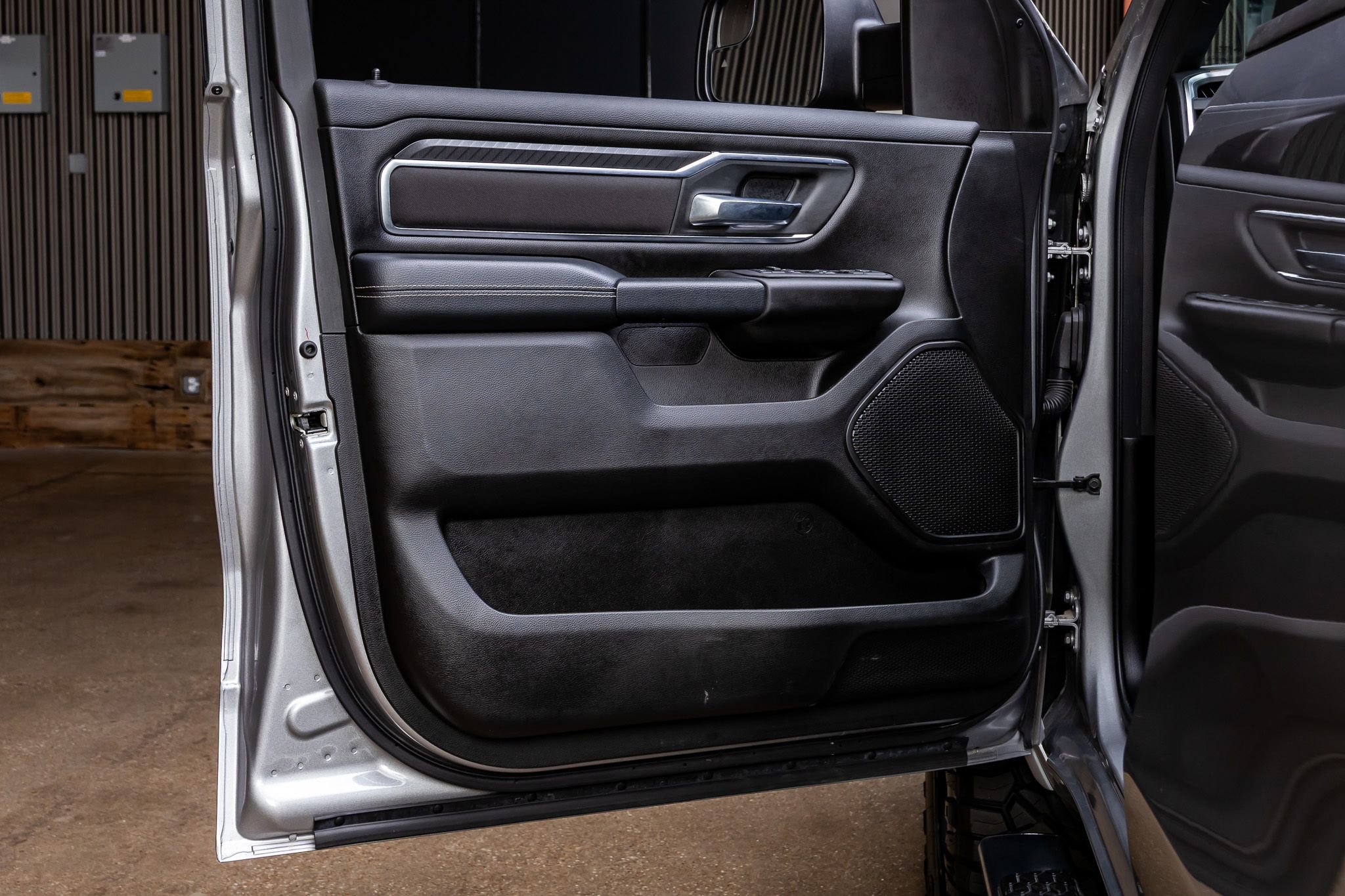 Used 2025 RAM 1500 Big Horn image 34