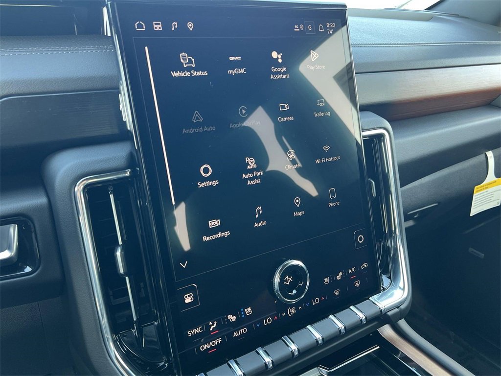 New 2026 GMC Yukon Denali w/ Sun & Power Step Package image 17