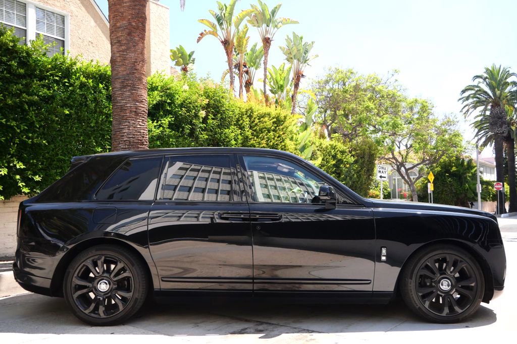 Used 2019 Rolls-Royce Cullinan AWD/4WD image 4