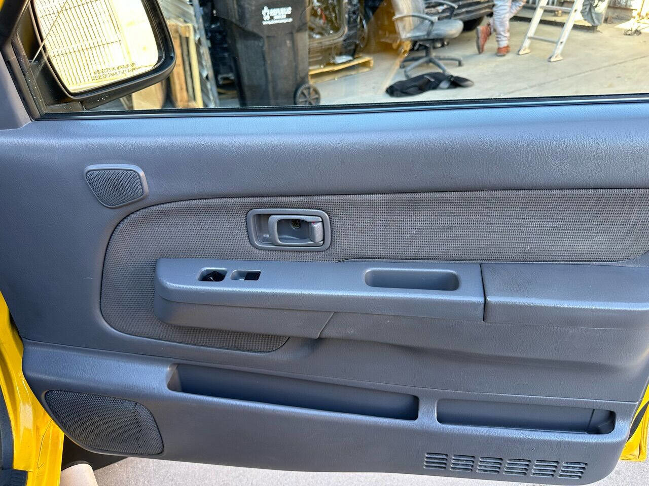 Used 2001 Nissan Xterra SE image 9