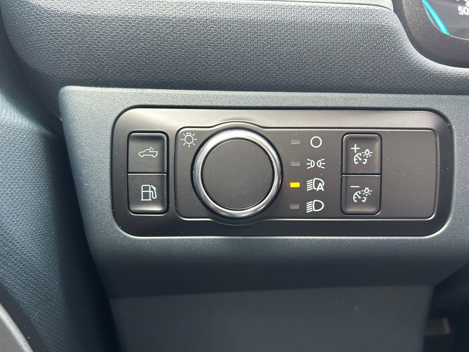 Used 2023 Ford Maverick Lariat image 16