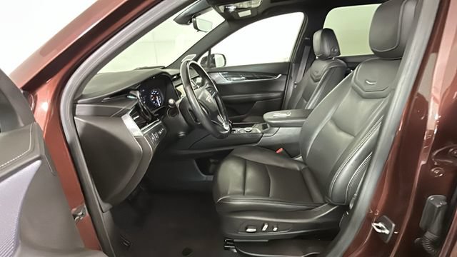 Used 2022 Cadillac XT6 Premium Luxury w/ Technology Package AWD/4WD image 11