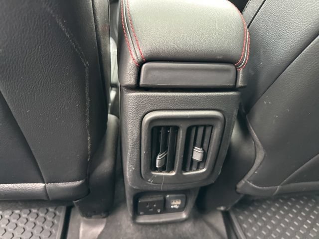 Used 2018 Jeep Compass Trailhawk w/ Leather Interior Group AWD/4WD image 25