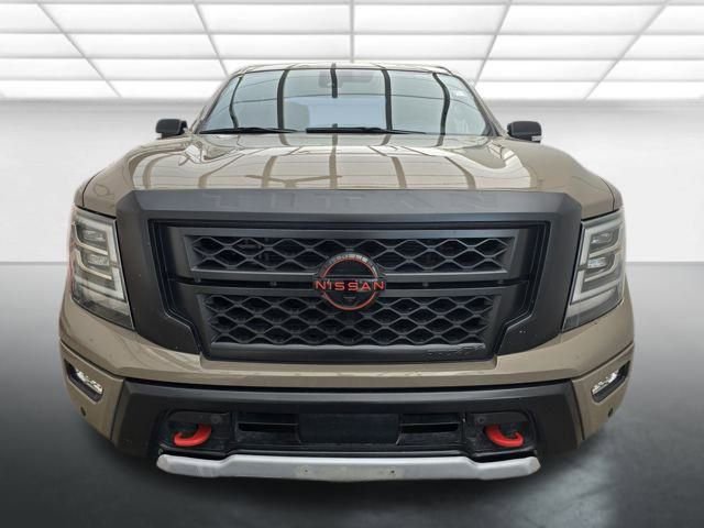 Used 2023 Nissan Titan PRO-4X w/ Pro-4x Convenience Package image 9