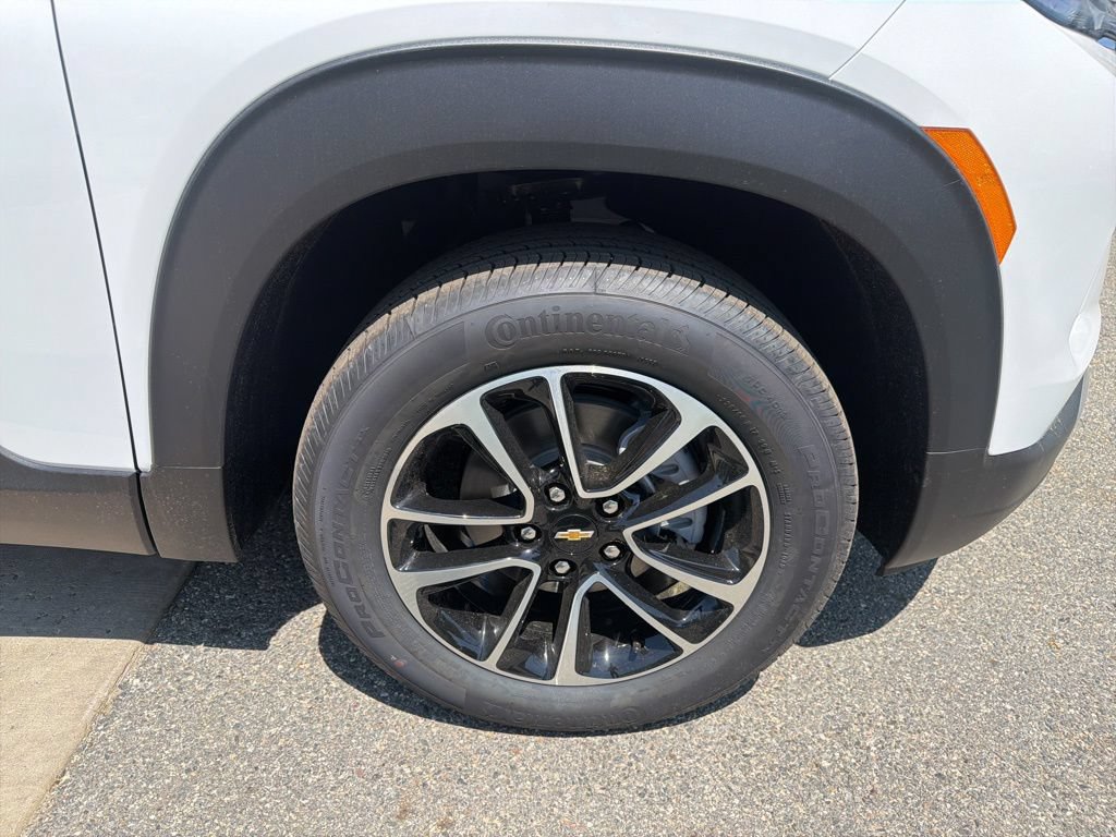 New 2026 Chevrolet TrailBlazer LT w/ LT Cold Weather Package AWD/4WD image 28