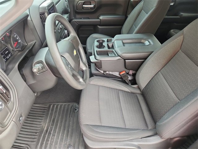 Used 2025 Chevrolet Silverado 1500 Custom image 18