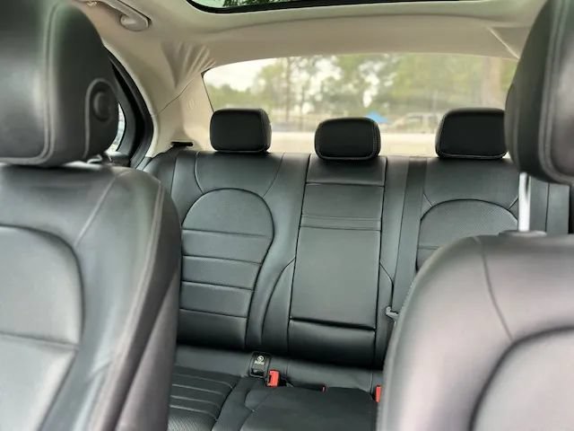 Used 2016 Mercedes-Benz C 300 Sedan image 13