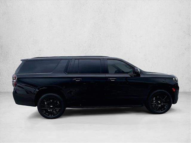 Used 2022 Chevrolet Suburban RST w/ Sport Performance Package AWD/4WD image 5